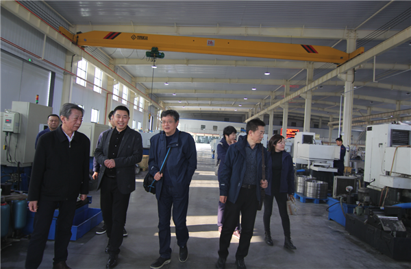 中國軸承工業(yè)協(xié)會領(lǐng)導(dǎo)蒞臨參觀博盈軸承