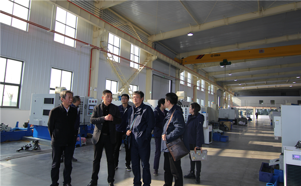 中國軸承工業(yè)協(xié)會領(lǐng)導(dǎo)蒞臨參觀博盈軸承