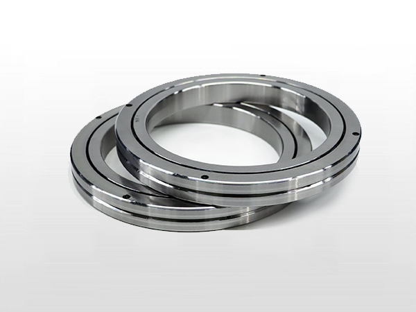 交叉滾子軸承淬火裂紋產生的原因及預防措施